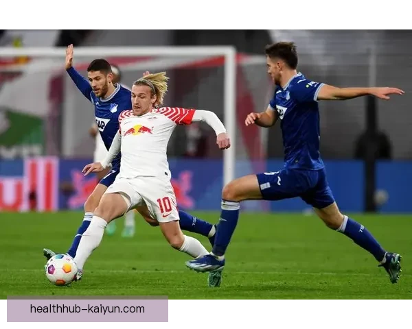 德甲保级大战来临，球队需在接下来几轮中全力抢分提升竞争力