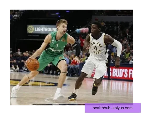 桑普防守体系逐渐稳固，近期表现值得关注与分析